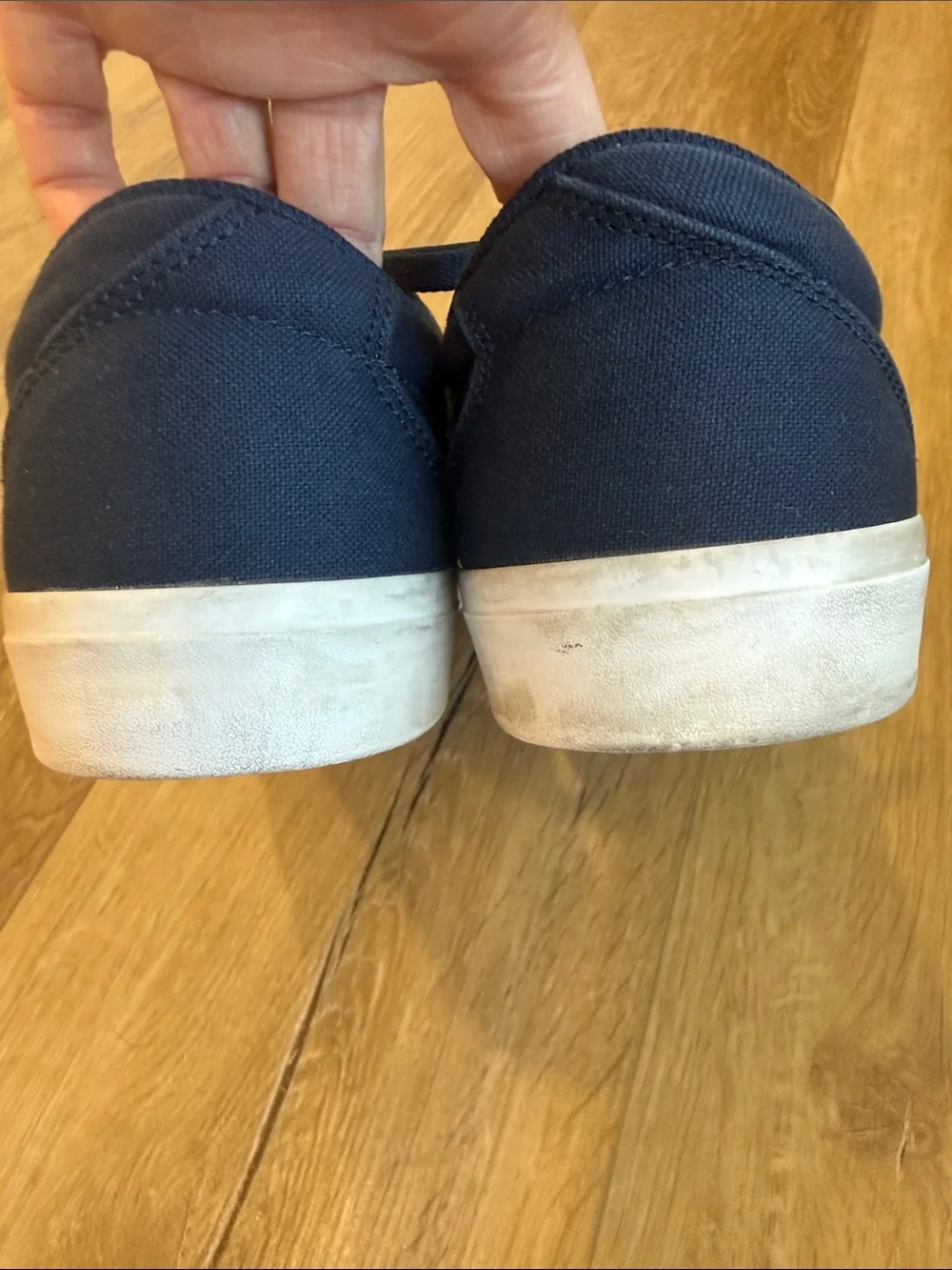 Men's Nike SB Canvas Low-Top Sneakers